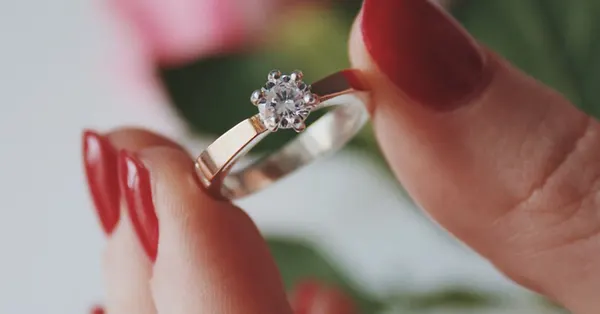 Tips Menjaga Mata Cincin Agar Tidak Mudah Lepas