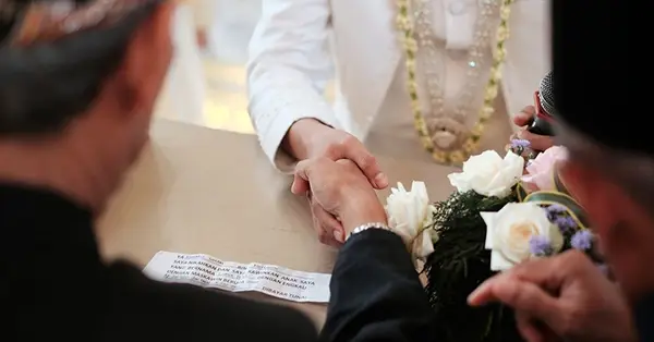 sumbangan pernikahan pihak laki laki kepada wanita