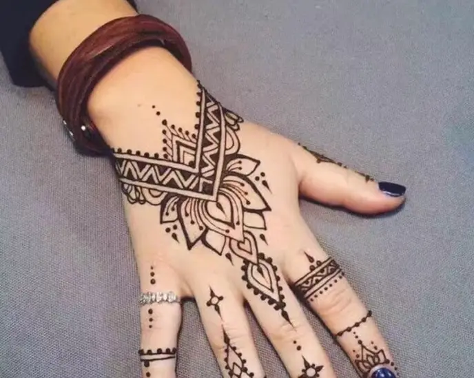 Inai Pengantin Simple Mudah Indah