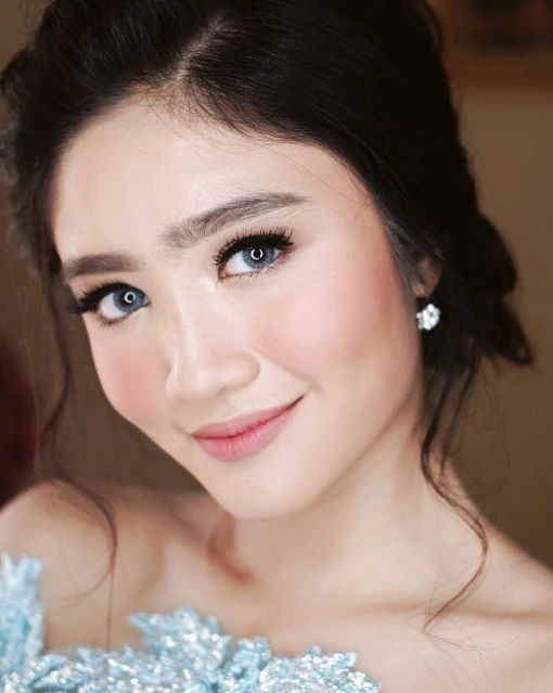 Make Up Pengantin Modern
