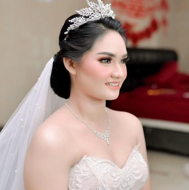 Riasan Pengantin Modern