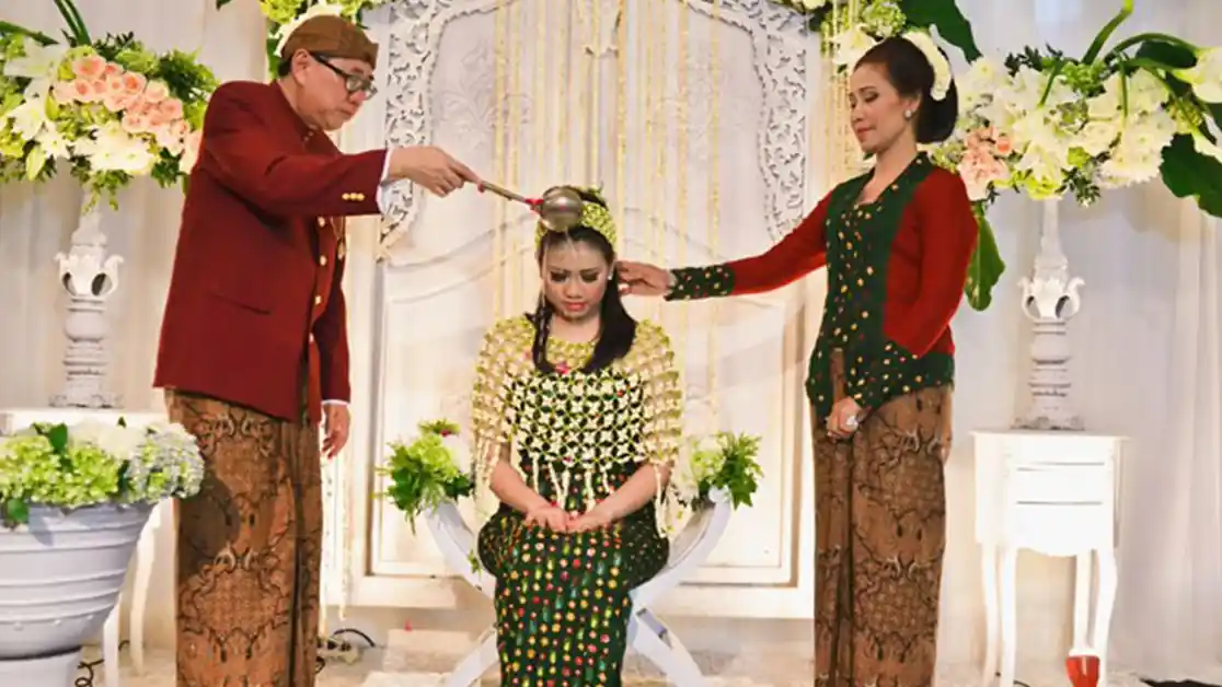 Susunan Acara Pernikahan Adat Jawa Solo Basahan