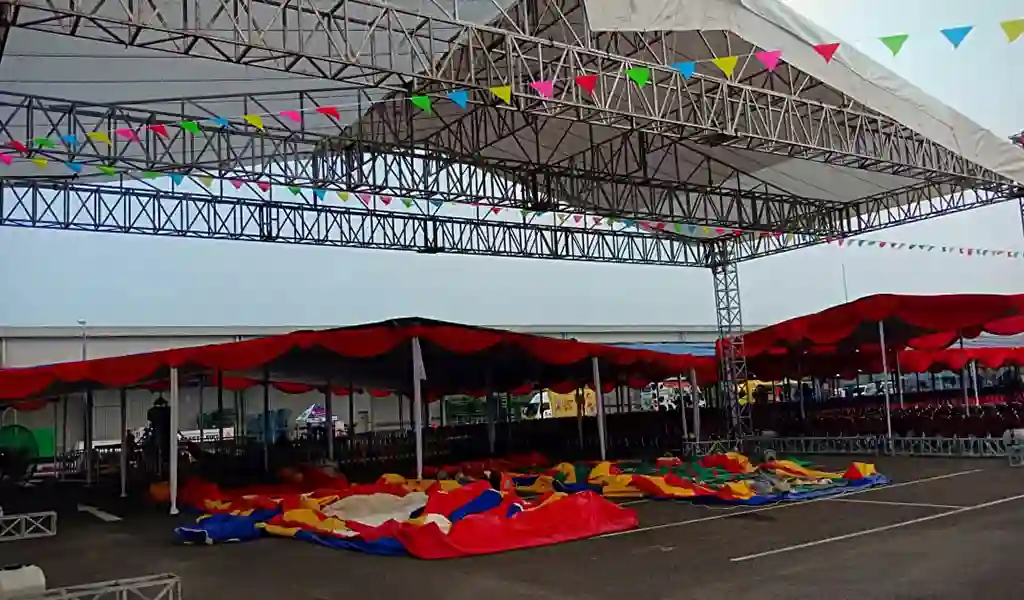 Inspirasi Dekorasi Tenda Rigging yang Estetik