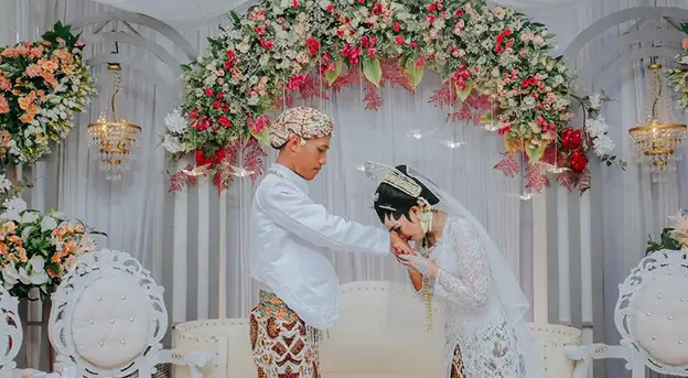 Arti pernikahan menurut Istilah