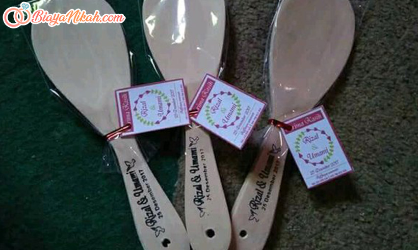 Centong Nasi pernikahan