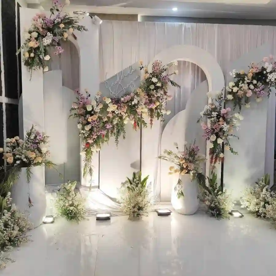 Dekorasi lamaran di indoor