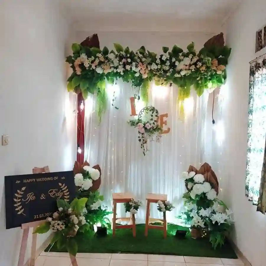Dekorasi lamaran ukuran kecil