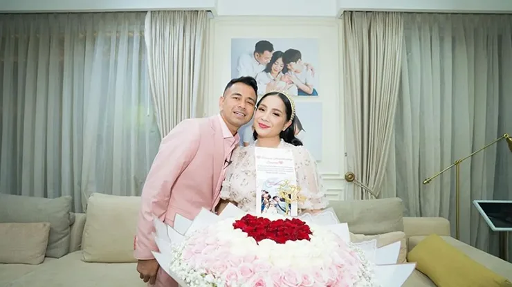 Lagu Untuk Anniversary Pernikahan Bikin Baper