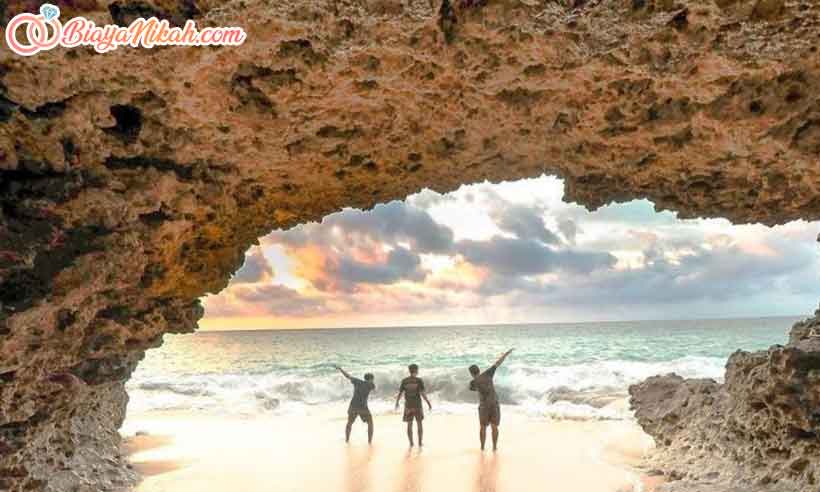 Pantai Tegal Wangi prewedding