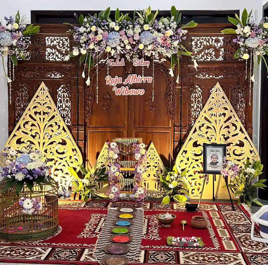 backdrop tedak siten jawa asli