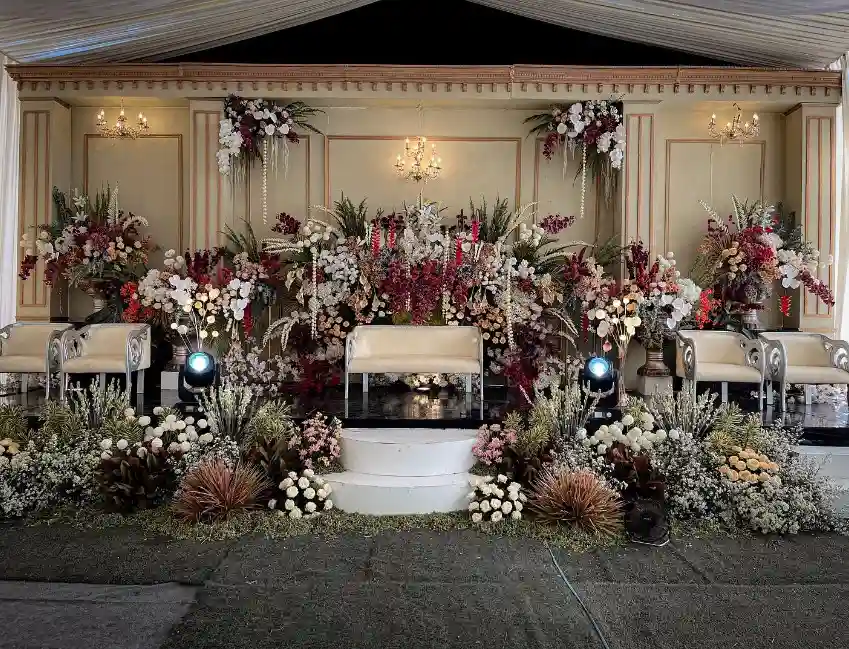 dekorasi pernikahan simple elegan yang bagus