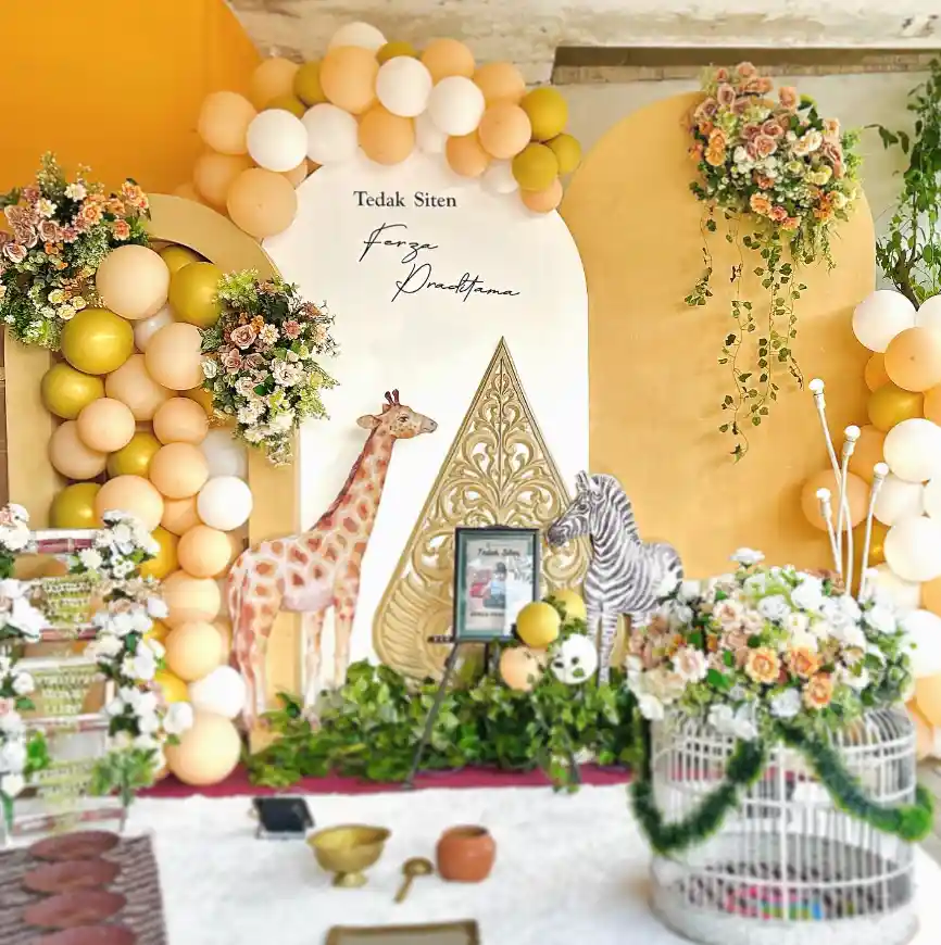 dekorasi tedak sinten backdrop balon