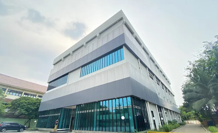fasilitas gedung semper jakarta utara