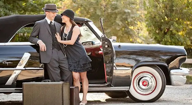 foto prewed baju hitam ala mafia