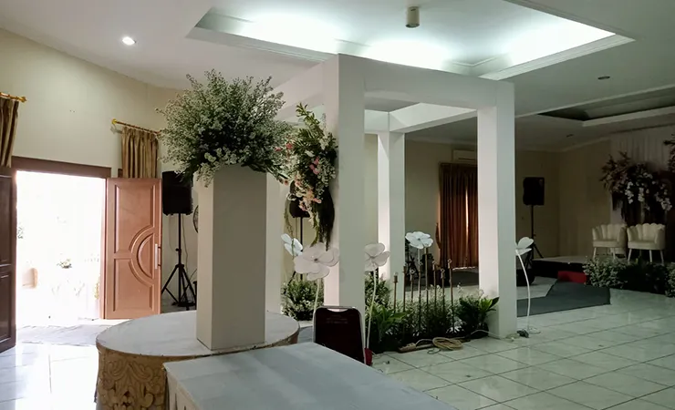 pintu masuk gedung serbaguna gempol
