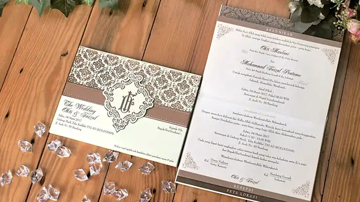 undangan pernikahan glamor bagus